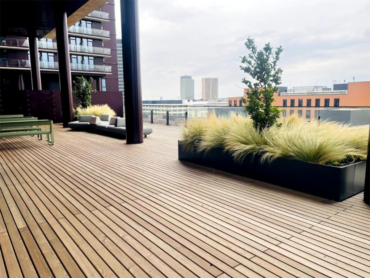 Sunrise Above Sky With Rooftop Pool Wien Exterior foto